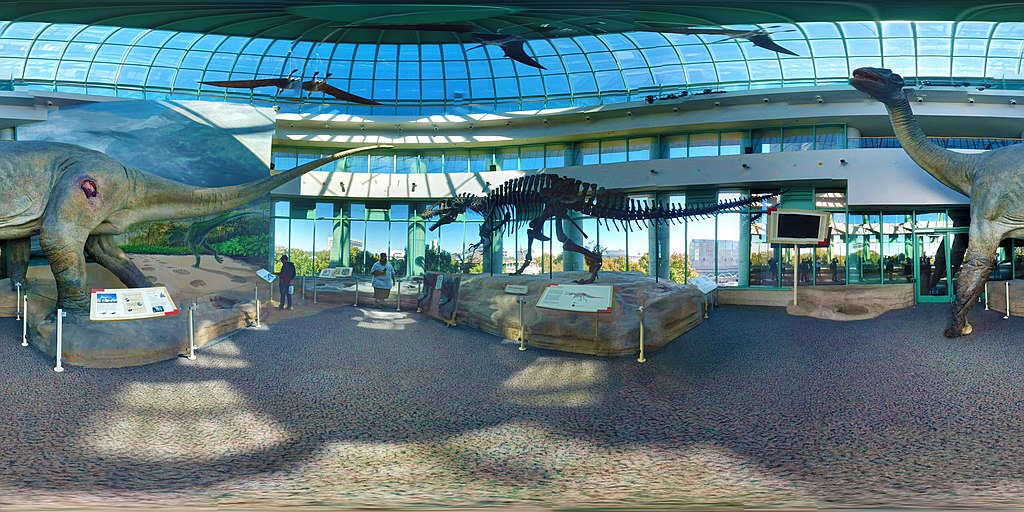 Display of dinosaurs at the North Carolina Museum of Natural Sciences, Raleigh