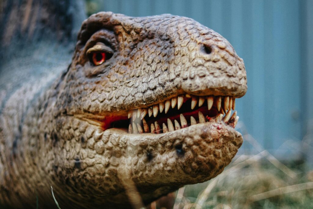 Theoretical Rise of Dinosauroids