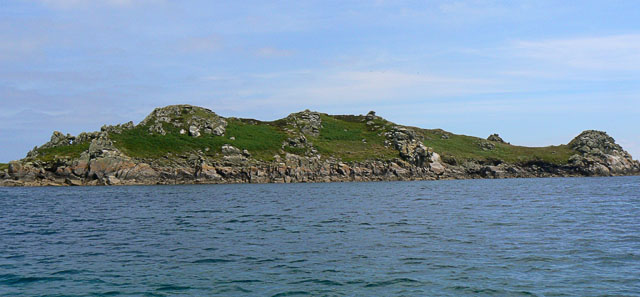 Ragged Island in the Eastern Isles, Scilly