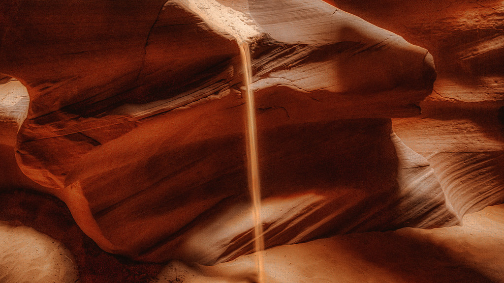 Deep Time Explodes Human Perception (image credits: flickr)