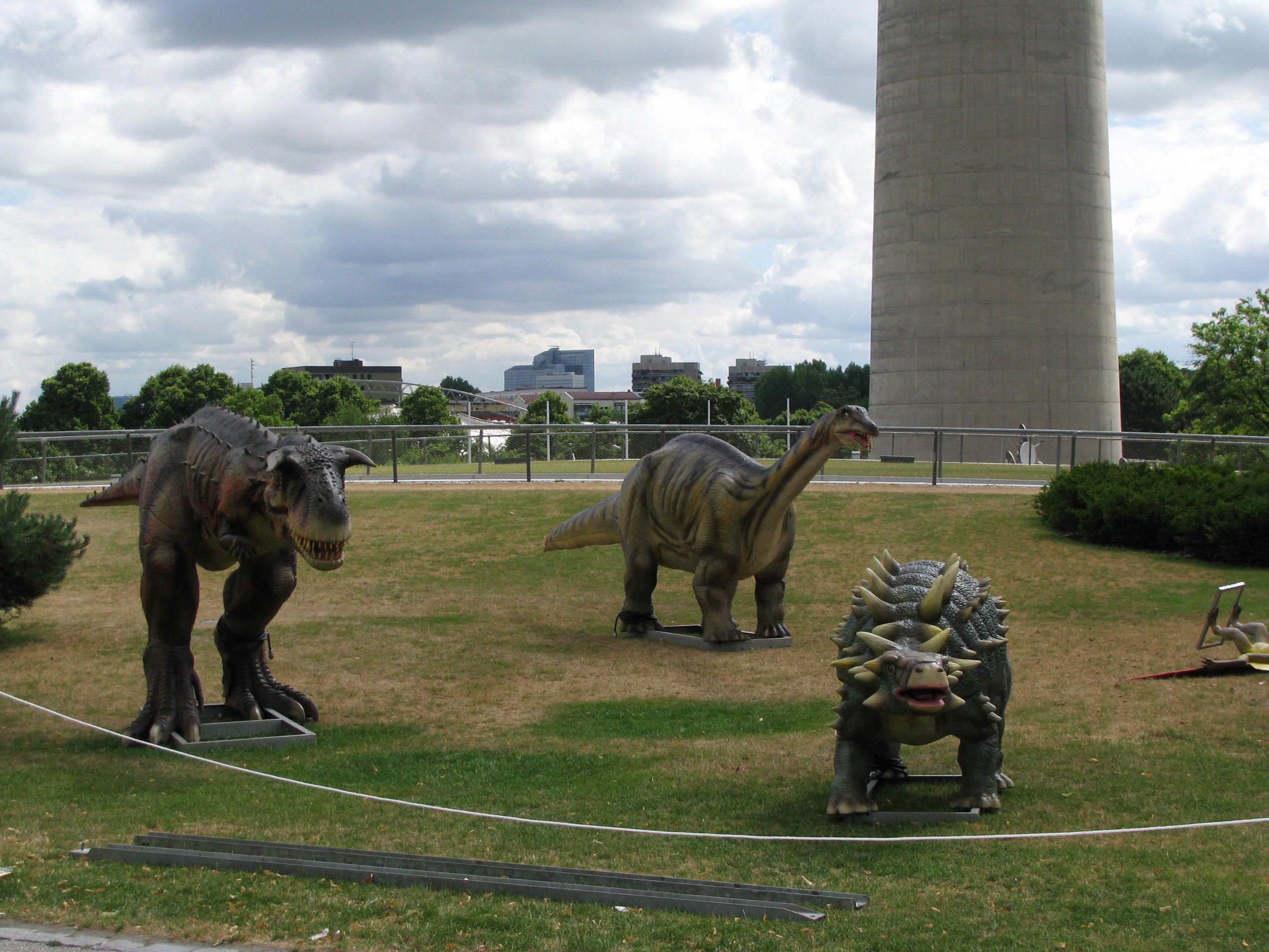 Carnotaurus: The Horned Devil's Display (image credits: wikimedia)