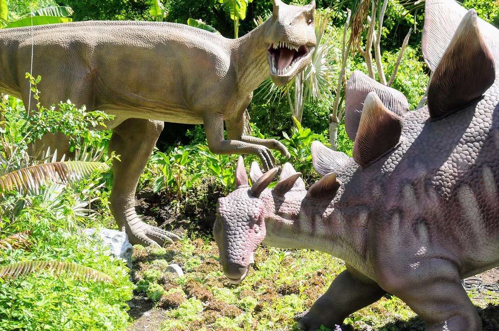 Who Really Won: Stegosaurus Armor vs. Allosaurus Bite