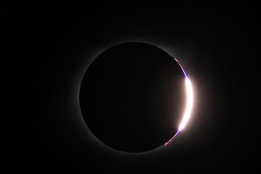 The Darkness Begins: Blocking Out the Sun (image credits: flickr)