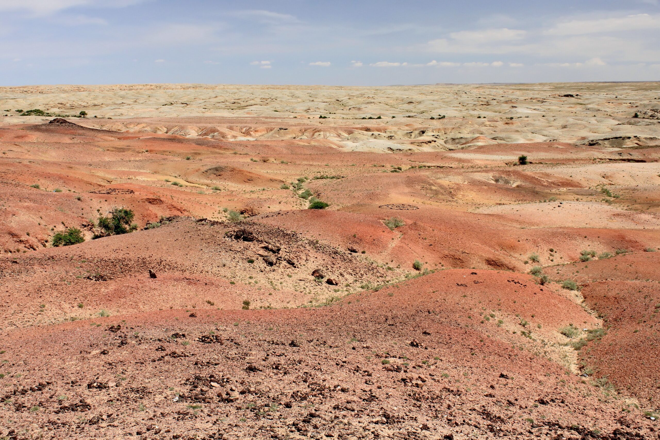 The Gobi Desert's Greatest Mystery (image credits: By Marcin Konsek, CC BY-SA 4.0, https://commons.wikimedia.org/w/index.php?curid=36916758)