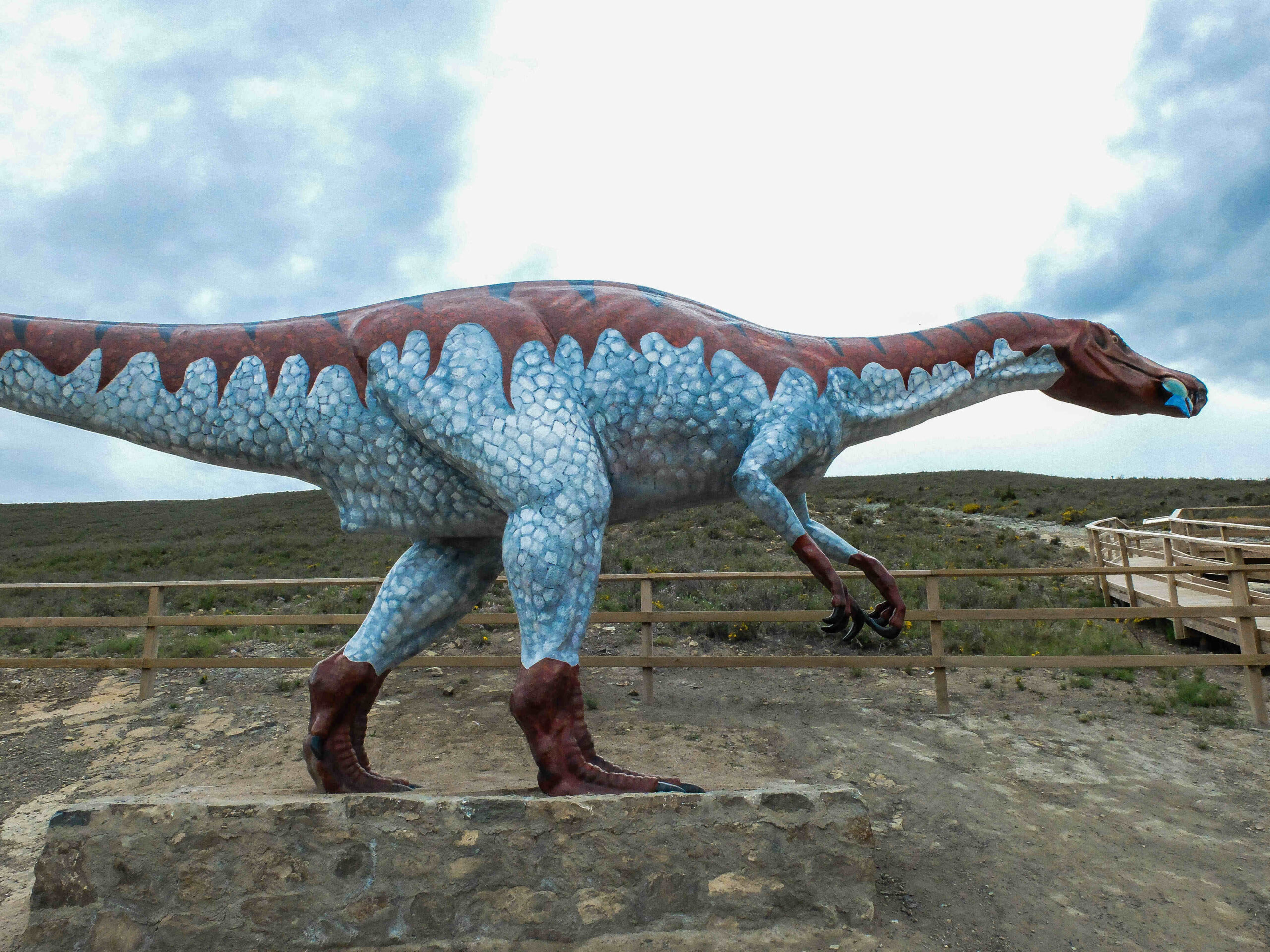 Stealth and Ambush: The Silent Killers (image credits: By DinosIgea, CC BY-SA 4.0, https://commons.wikimedia.org/w/index.php?curid=56036364)