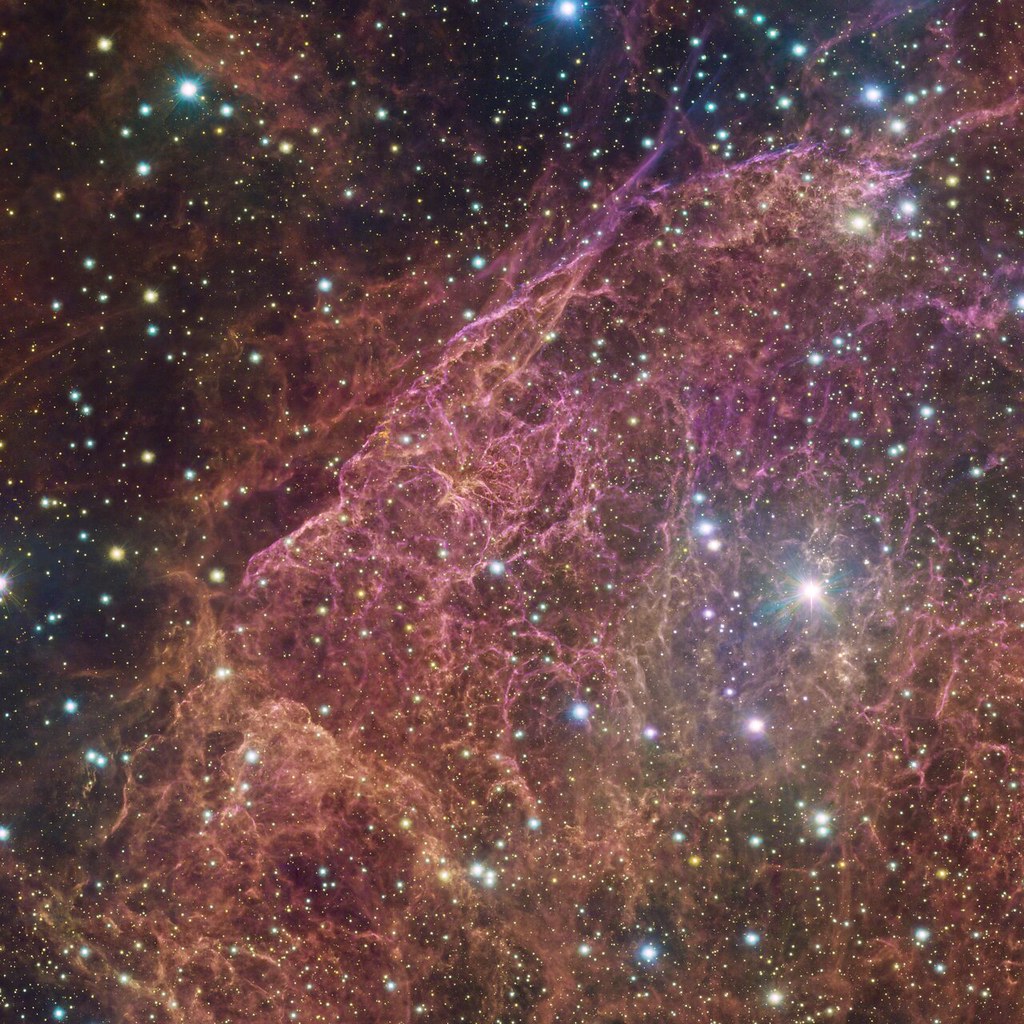 Dead Stars Still Shine Across Time (image credits: flickr)