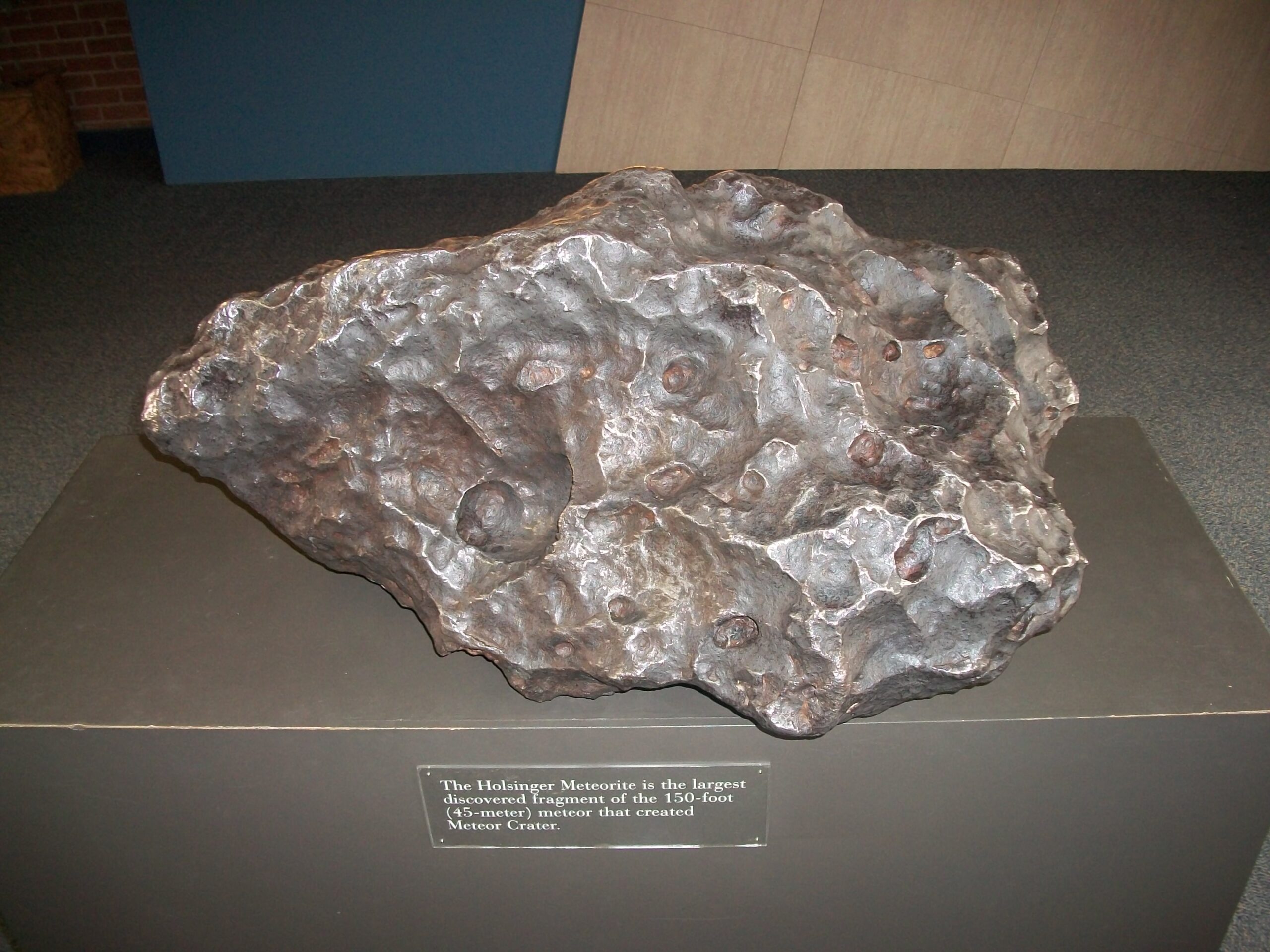 The Mystery of the Missing Meteorite (image credits: originally posted to Flickr as Holsinger Meteorite, CC BY-SA 2.0, https://commons.wikimedia.org/w/index.php?curid=10389982)