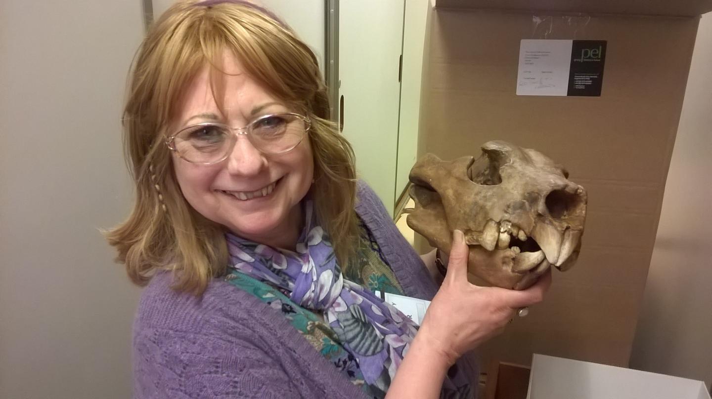 Breaking Gender Barriers in Paleontology (image credits: By Elsa Panciroli, CC BY-SA 4.0, https://commons.wikimedia.org/w/index.php?curid=73397662)