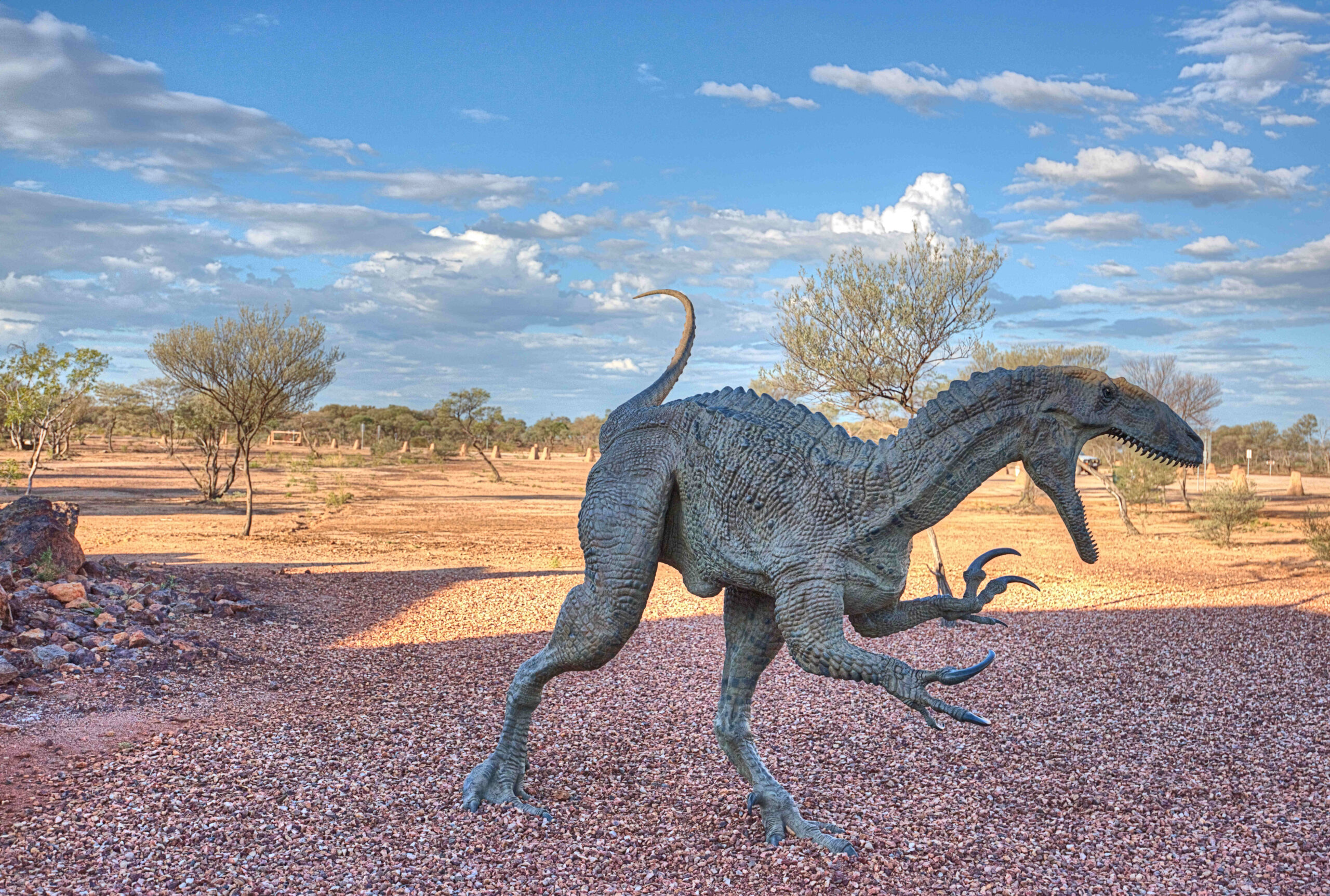 The Shocking Discovery of Polar Dinosaurs (image credits: By photobom, CC BY 2.0, https://commons.wikimedia.org/w/index.php?curid=48270926)