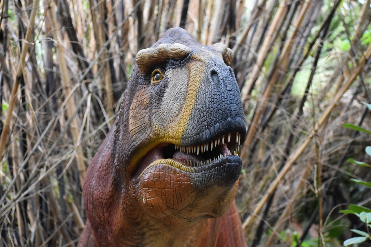 The Great Debate: Did Sauropods Really Need These Stones? (image credits: pixabay)