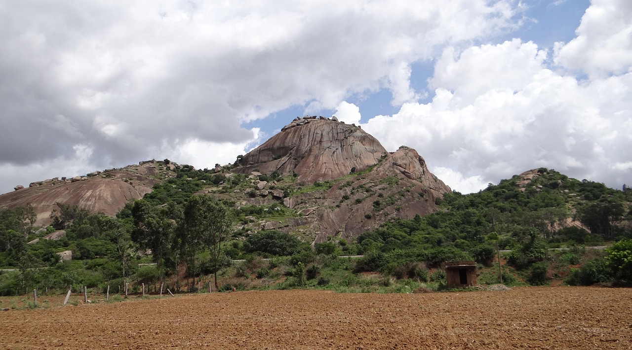 The Deccan Traps: Dinosaurs' Final Challenge (Image Credits: Pixabay)