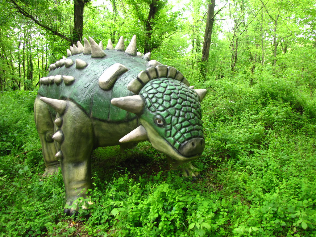 Euoplocephalus - The Well-Armored Head