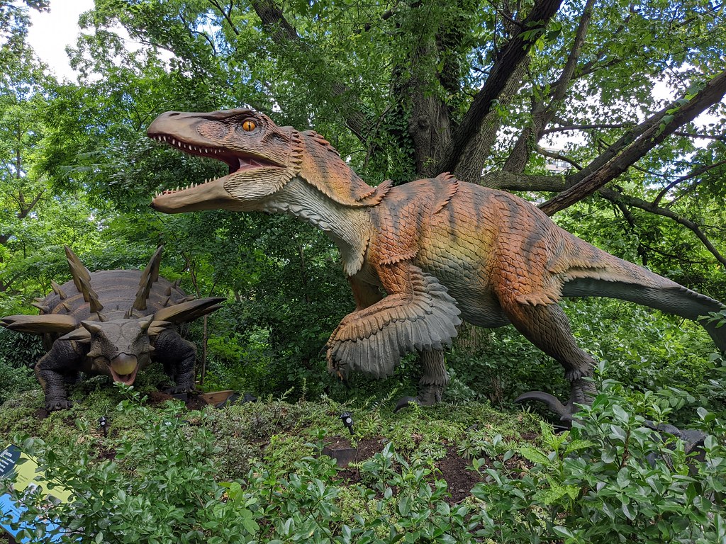 Utahraptor - The Giant Raptor (Image Credits: Flickr)