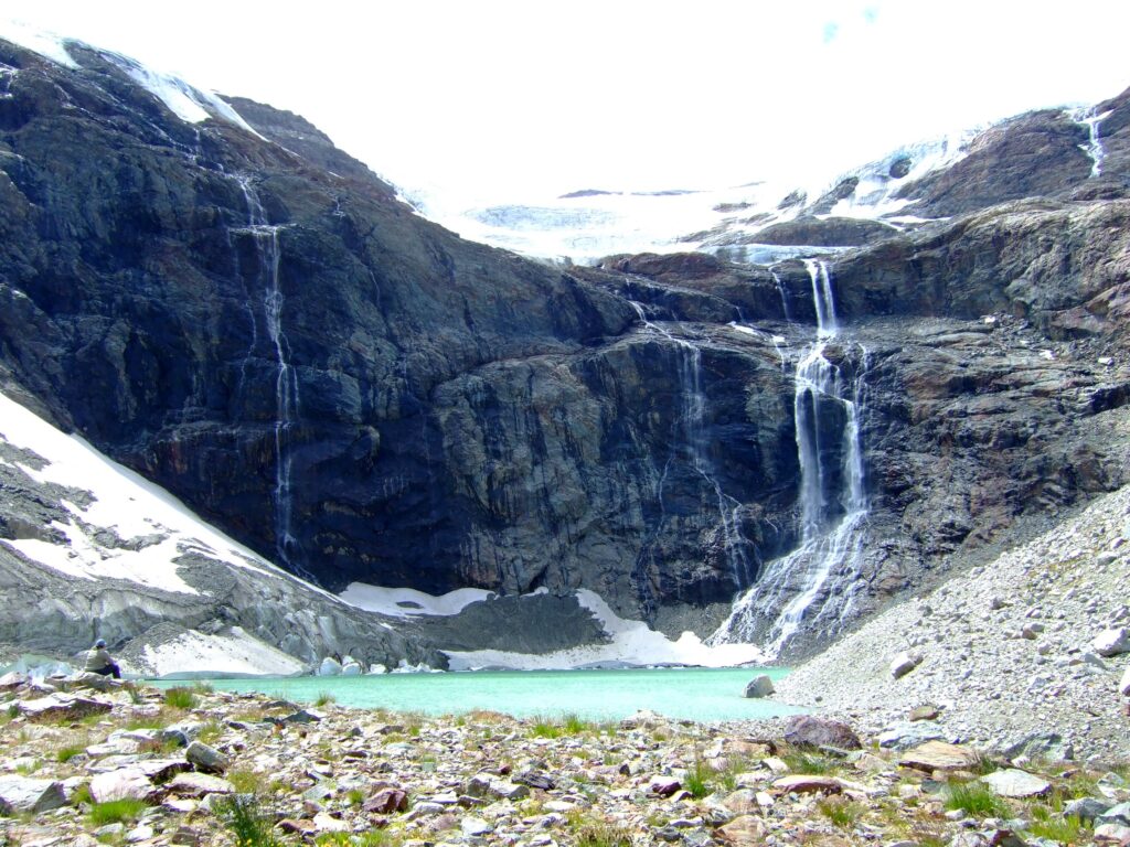 The Glacial Rivers That Flow Upstream - And the Science Behind It