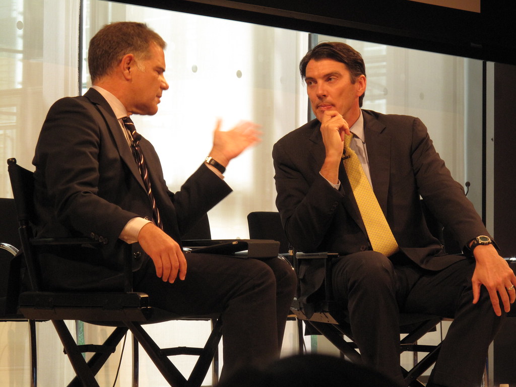 10 Psychological Tricks to Decoding Anyone's True Intentions