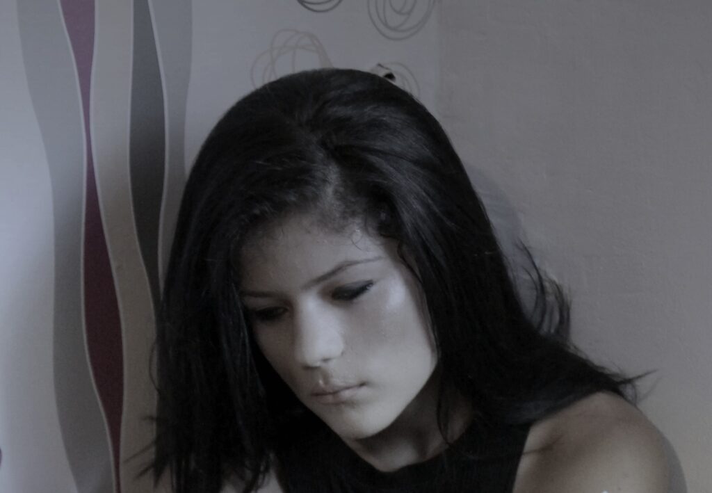 The Psychology of Regret: Why Some Decisions Haunt Us More Than Others