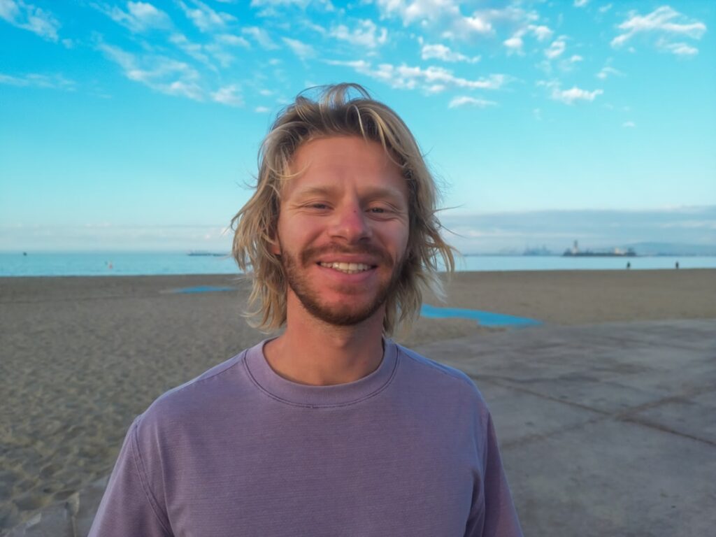 Stop Chasing Happiness: The Counter-Intuitive Path to Lasting Contentment