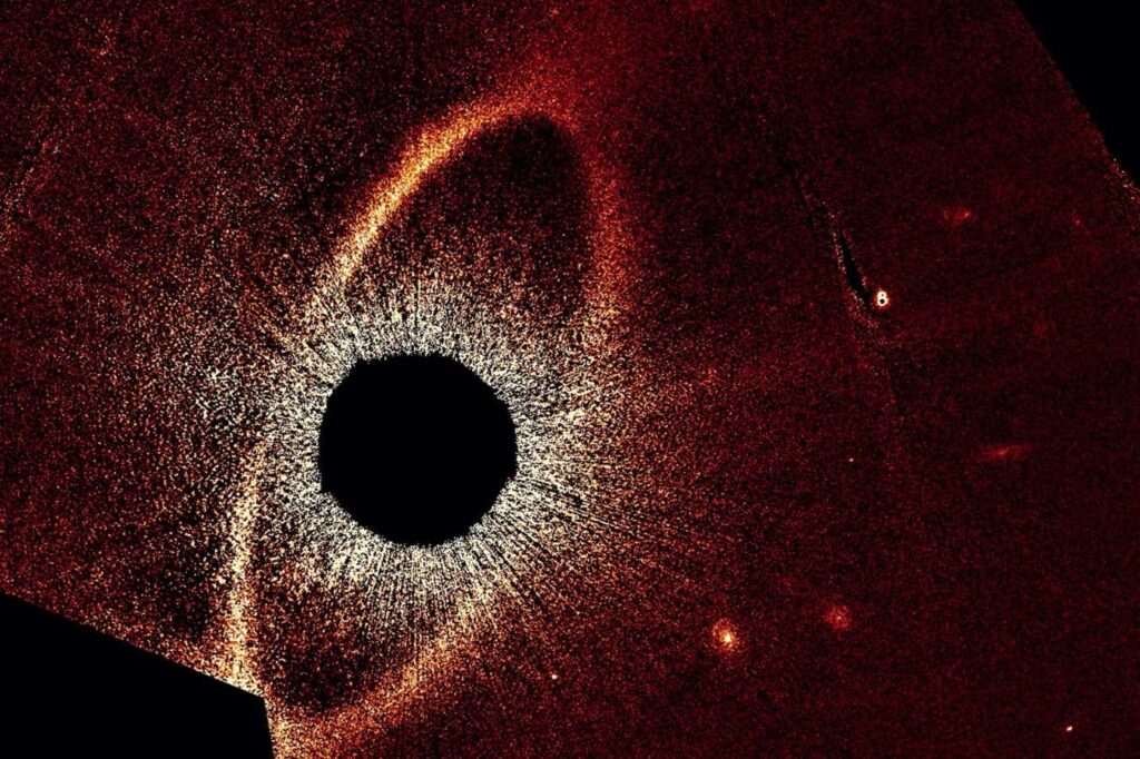 Two asteroids crashed around a nearby star, solving a cosmic mystery