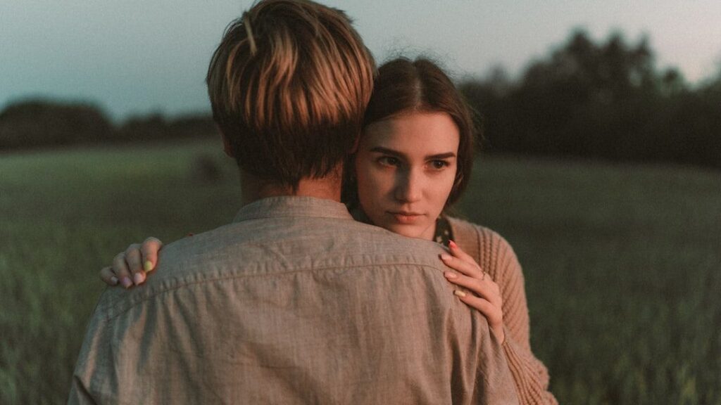 8 Psychological Patterns That Keep You Attracting the Wrong People