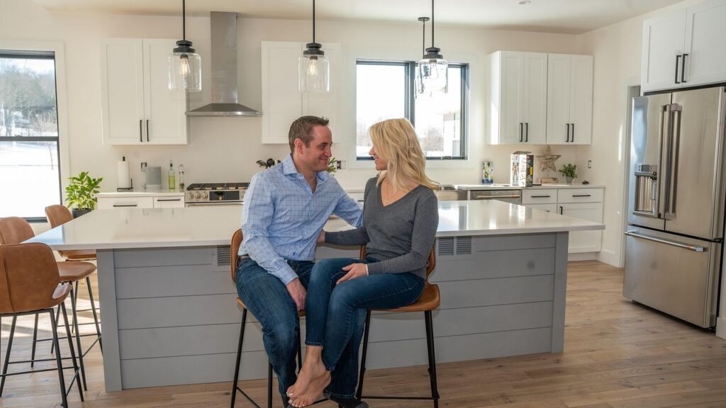 Guide to Understanding the Subtle Language of Human Behavior in Relationships