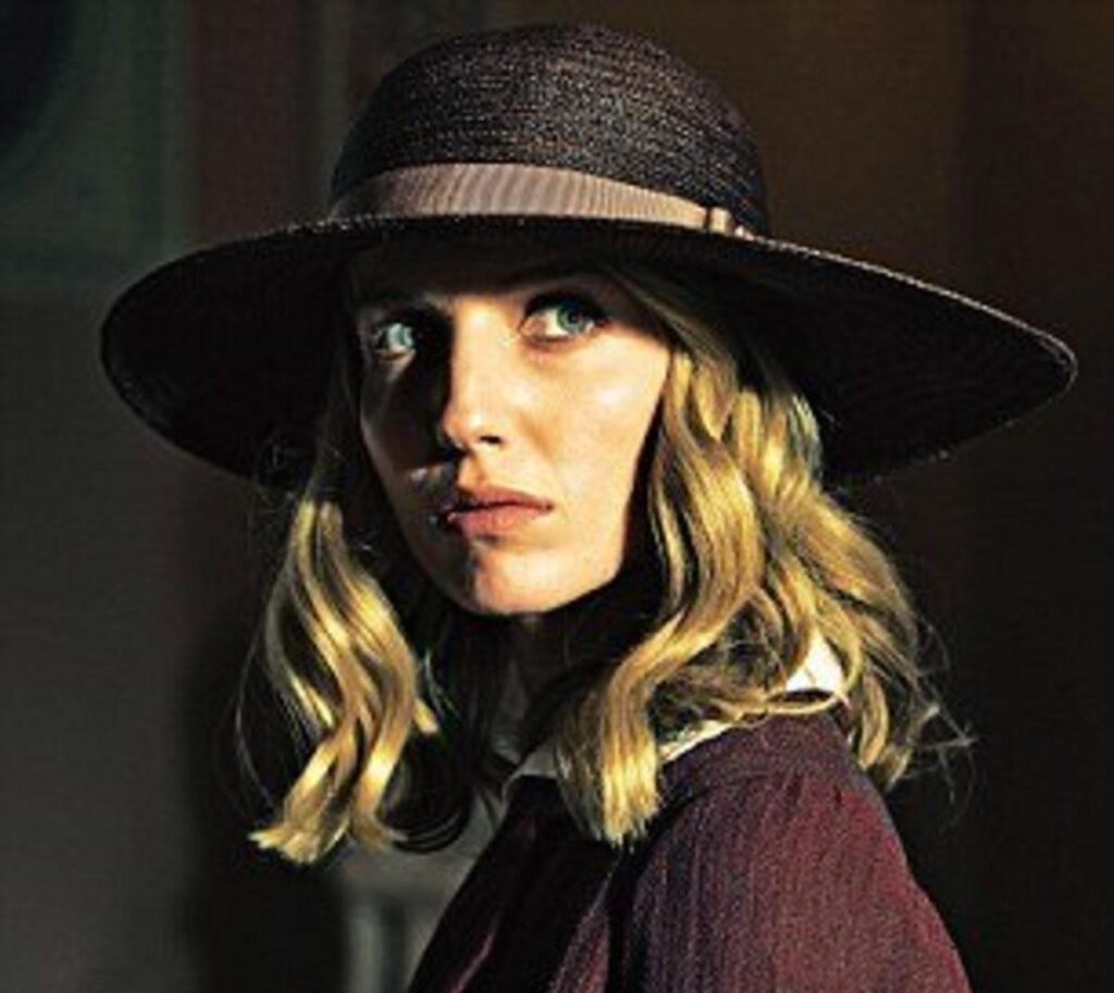 Libra: Grace Burgess