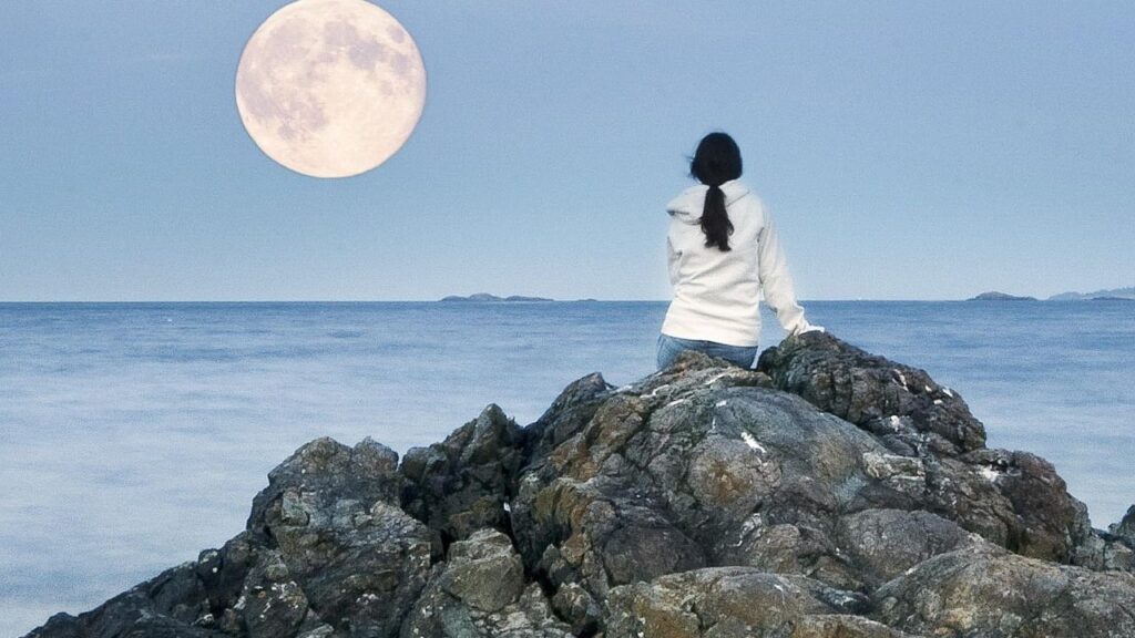 It's Time to Rethink Everything You Knew About Your Moon Sign's Influence
