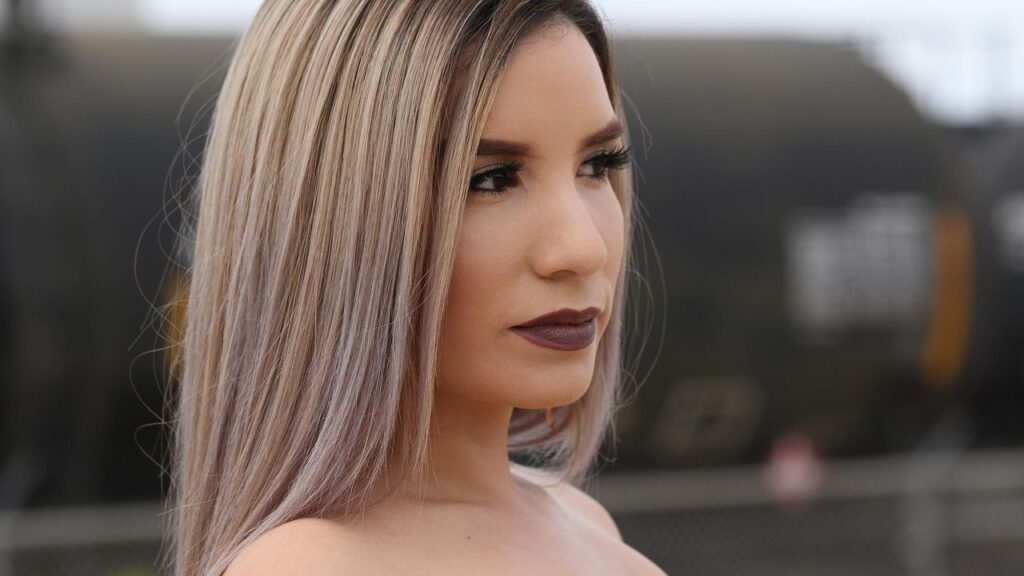 These 4 Zodiac Signs Always See Through Deception