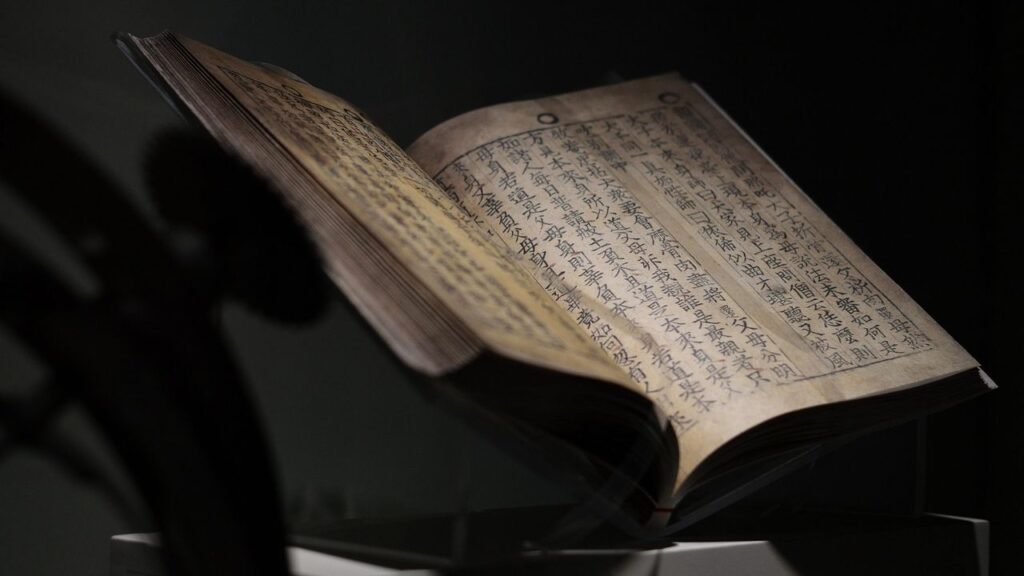 7 Zodiac Signs That Are Drawn to the Mysteries of the Past