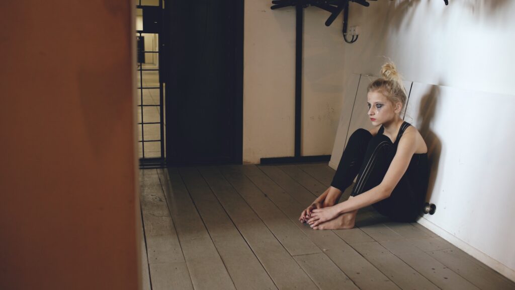 8 Unhealthy Habits That Will Keep You Miserable