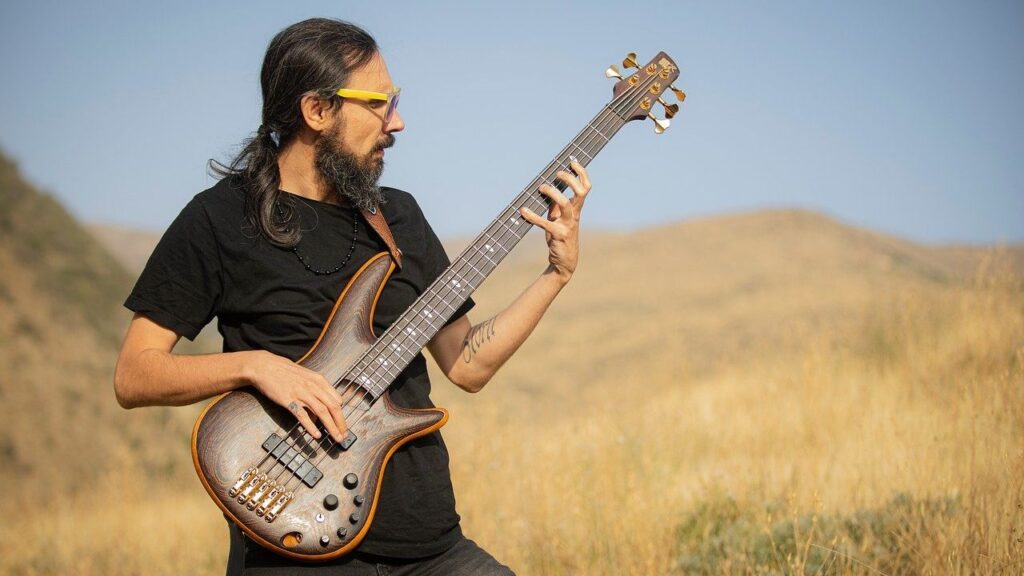 9 Personality Quirks of People Who Thrive Alone