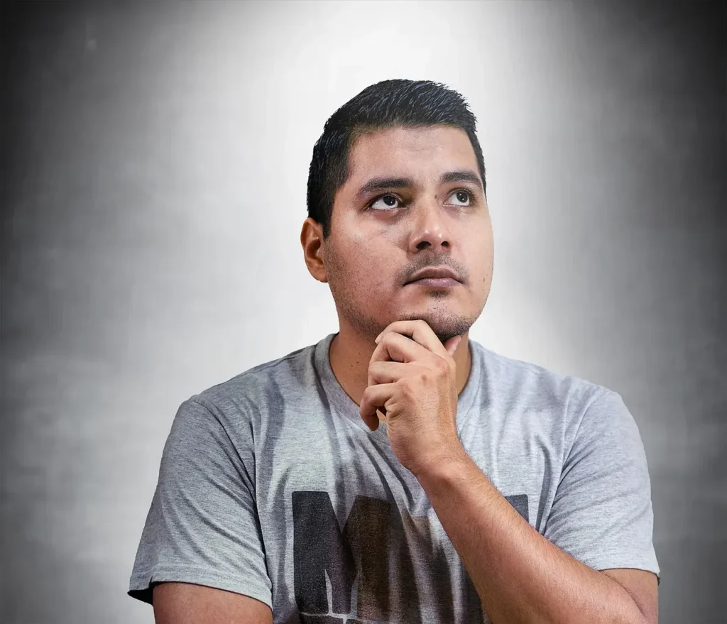 Are You a Critical Thinker? 9 Signs You Analyze Information Objectively