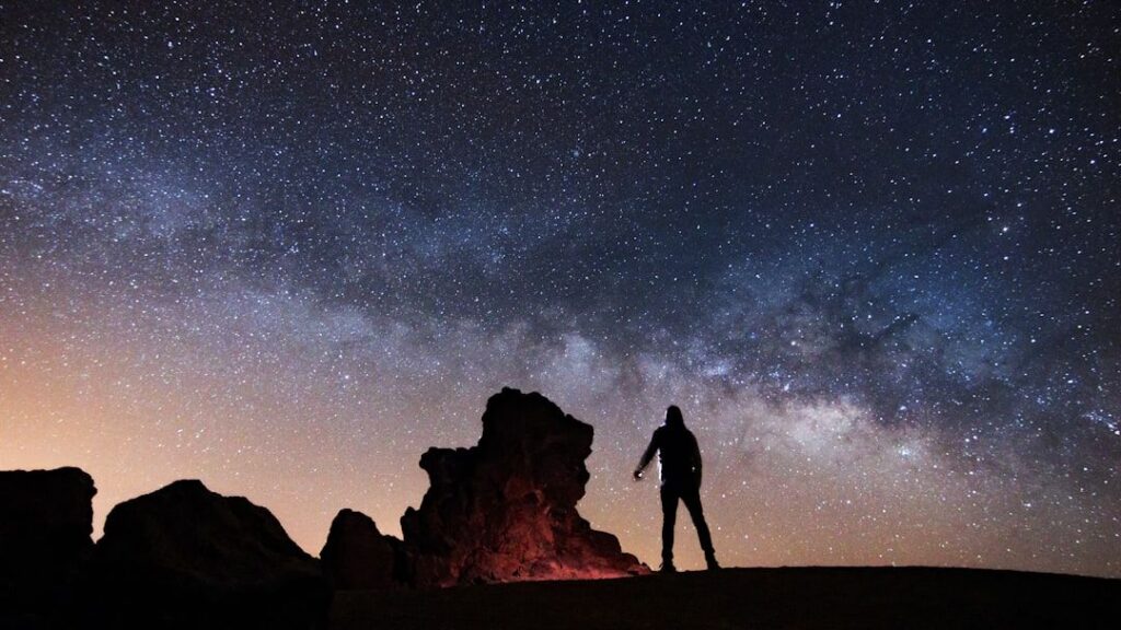 8 Astrological Signs Whose Resilience Echoes the Survival of the Fittest Dinosaurs