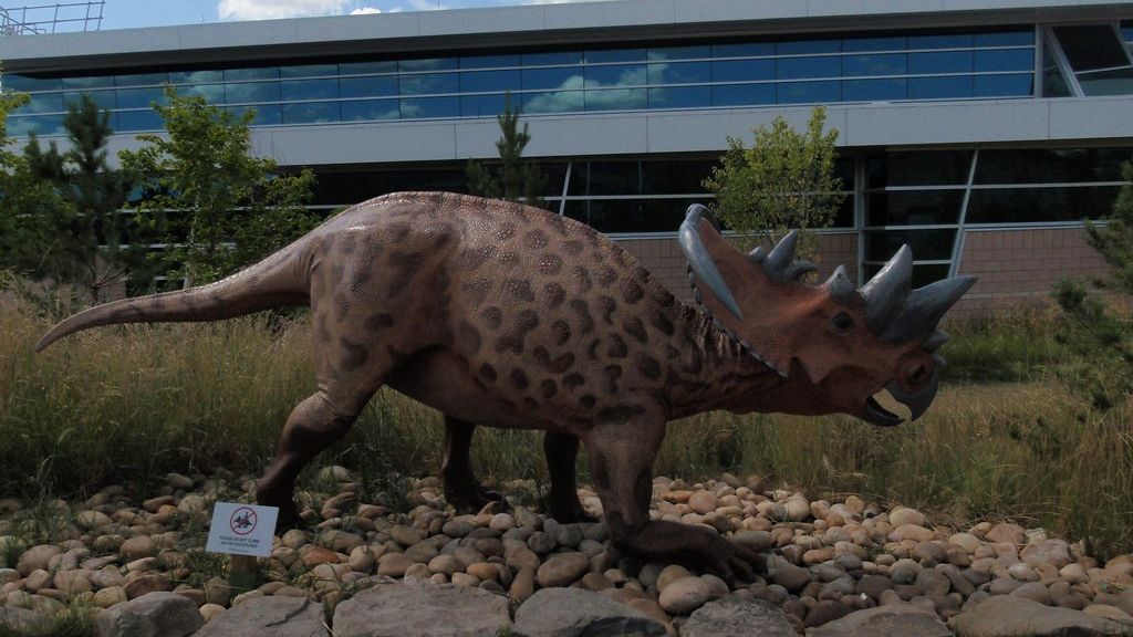 11 Lesser-Known Dinosaurs That Deserve Your Full Attention