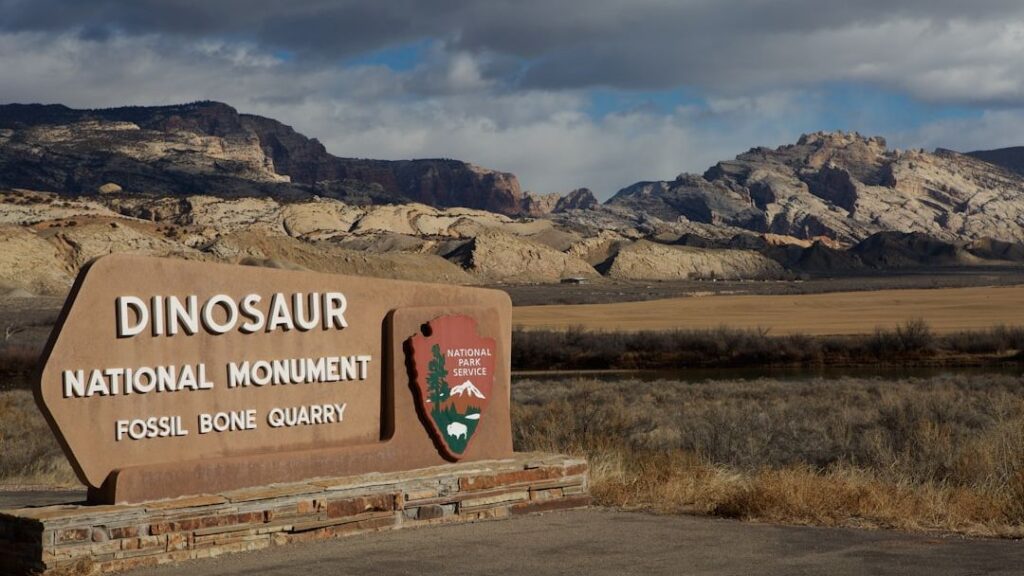 5 US Geological Wonders That Hold Secrets of Ancient Earth and Dinosaurs