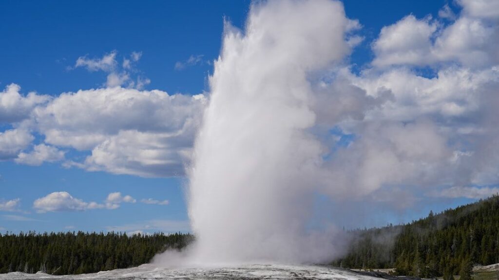 The Yellowstone Supervolcano Holds Secrets of Earth's Cataclysmic Past