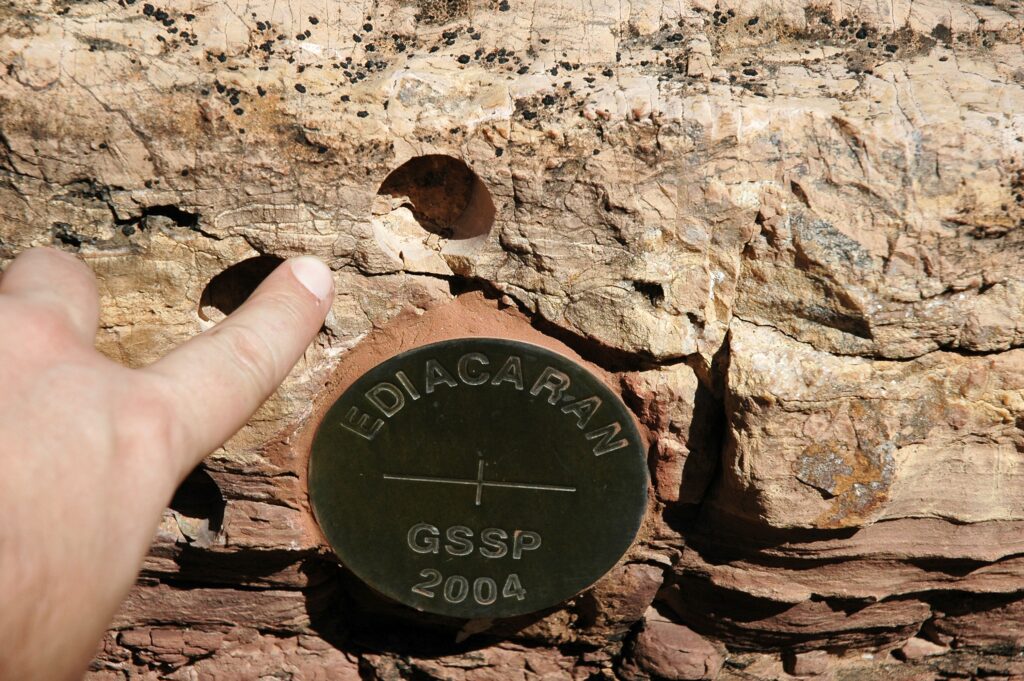 Maintenance of the great late Ediacaran ice age