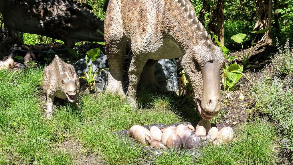 5 Astounding New Theories About Dinosaur Parental Care