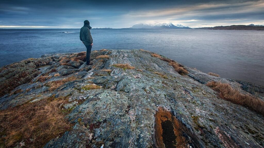 5 Zodiac Signs with a Primal Instinct for Adventure, Like an Early Explorer