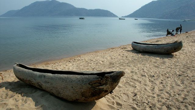 Uncovering the Truth: The Real Story Behind the First Boats and Sea Exploration