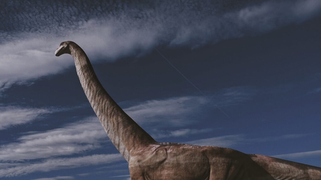 9 Mind-Blowing Theories About Why Dinosaurs Grew So Enormous