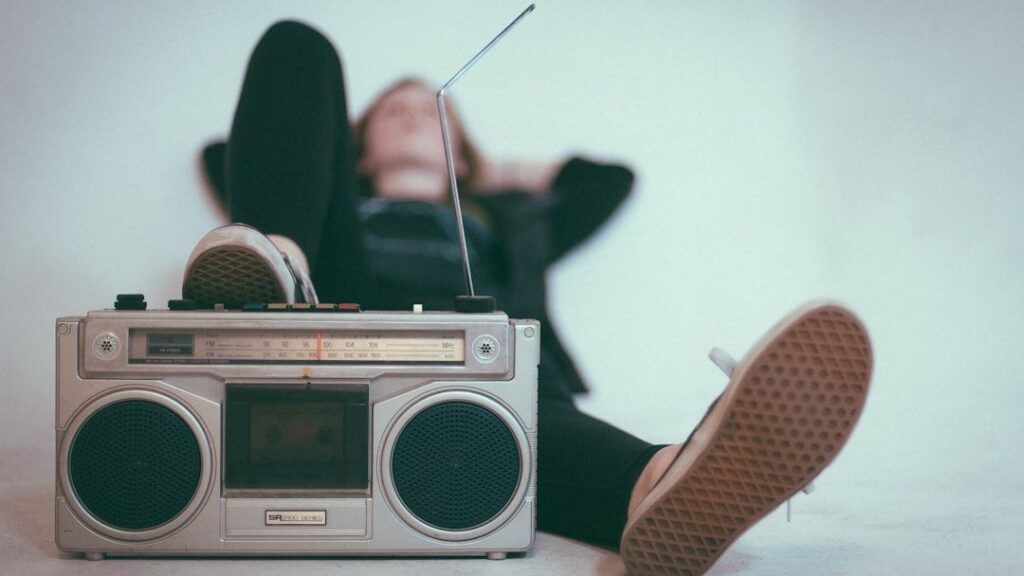 Psychology Says People Who Constantly Need Background Noise Are Often Trying To Outrun Their Own Thoughts