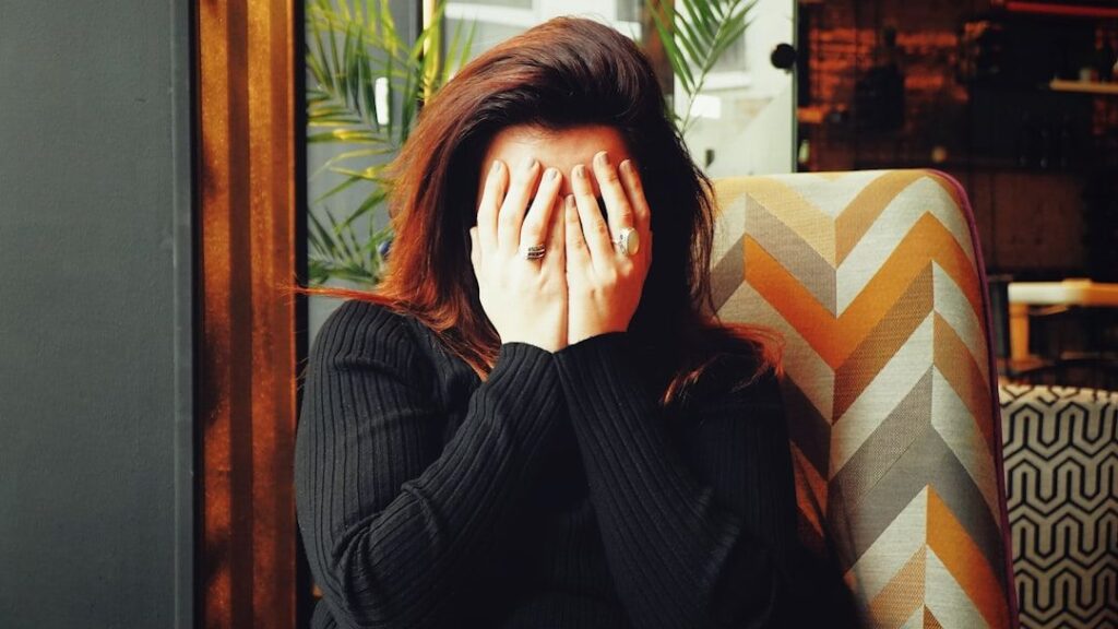 If You Replay Embarrassing Moments For Years, Your Brain May Still Be Treating Social Rejection Like A Survival Threat