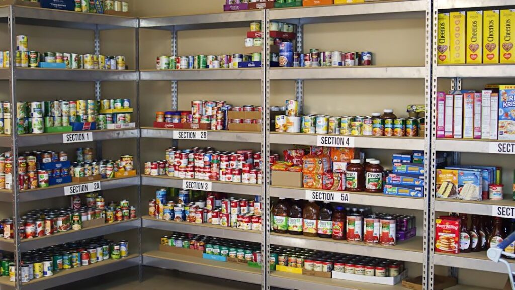 Americans increasingly relying on food pantries as prices outpace wages