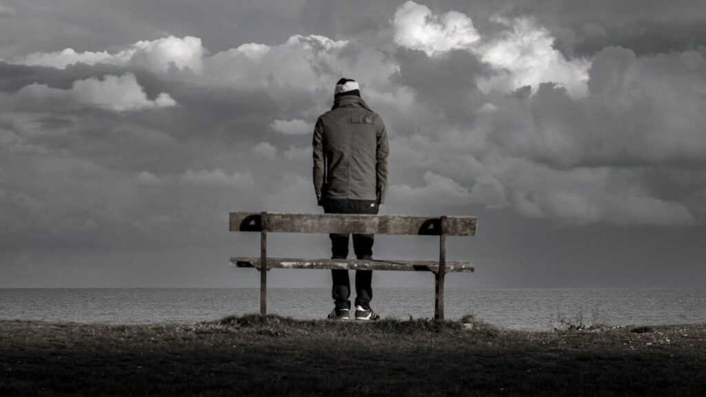 Psychology Says People Who Hate Asking For Help Often Associate Dependence With Disappointment