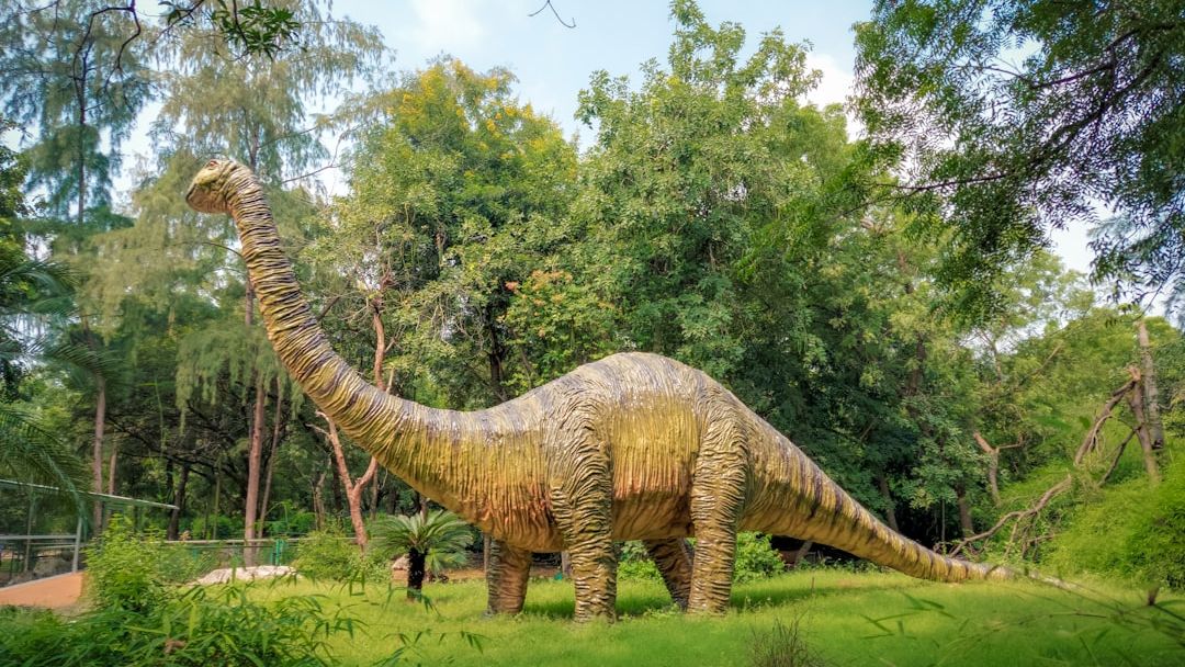 This strange giant dinosaur may change what we know about Jurassic titans