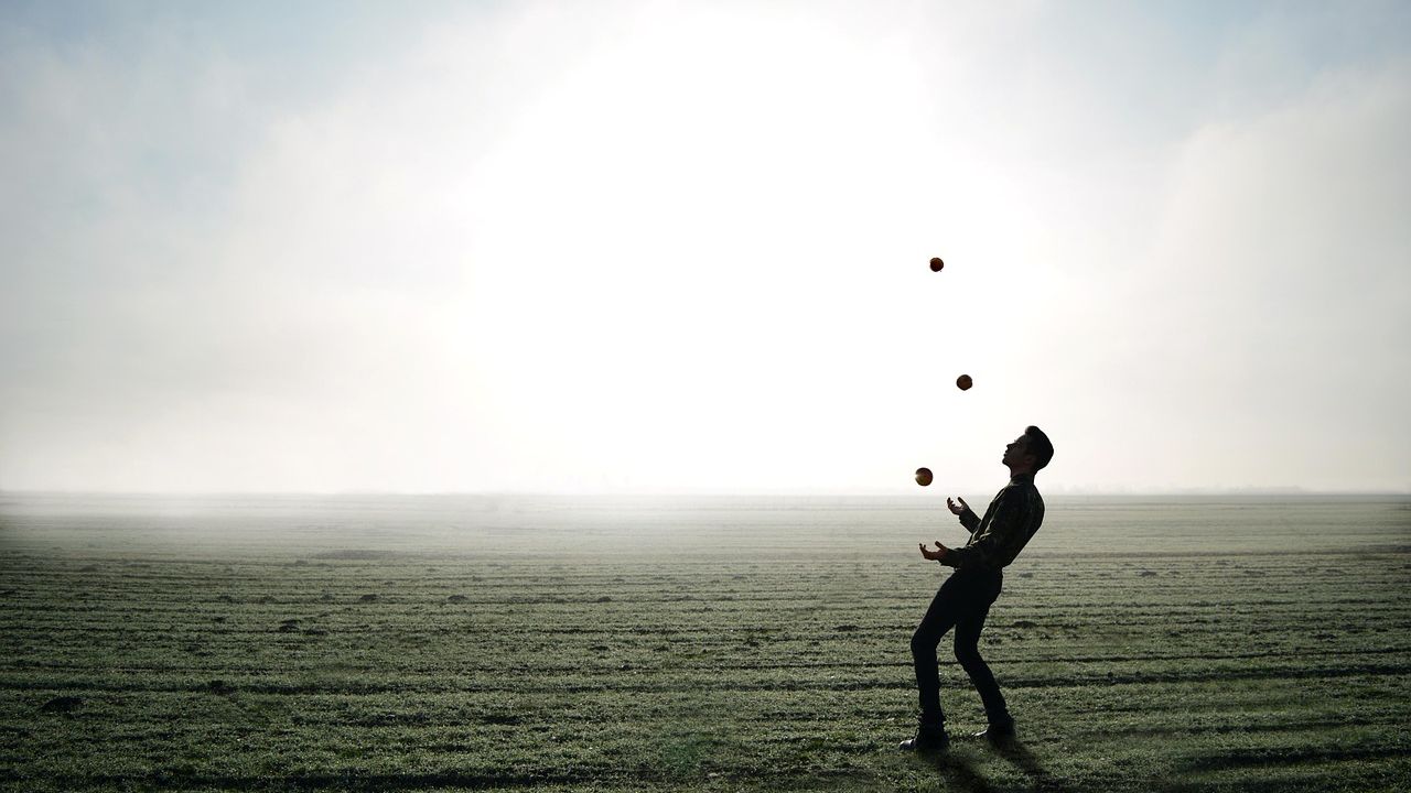 15 Powerful Psychological Tricks That Make People Do EXACTLY What You Want