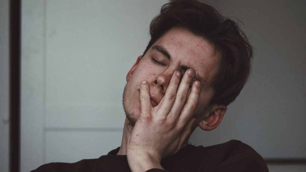 If You Feel Exhausted After Helping Others, Psychology Says You're Not Selfish – You May Be Carrying Wounds From Being Used Before