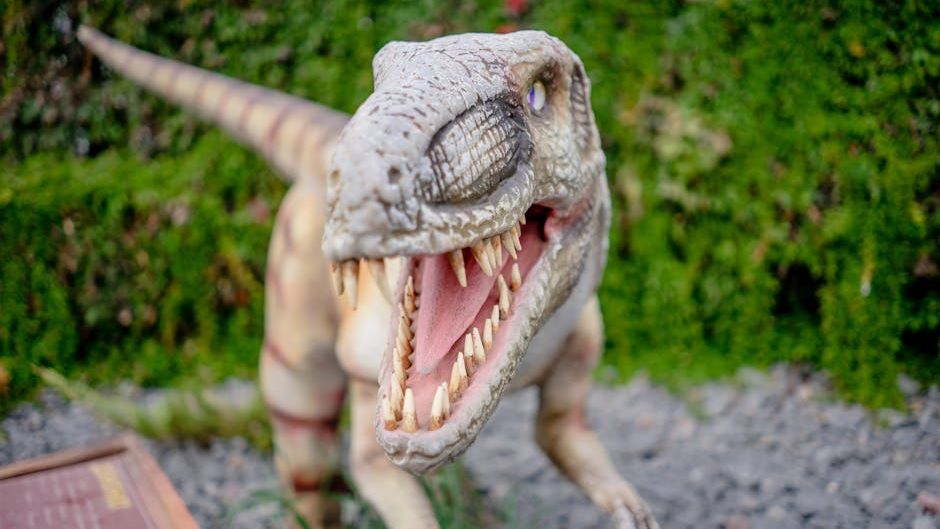 Which Prehistoric Raptor Are You According to Your Zodiac Sign