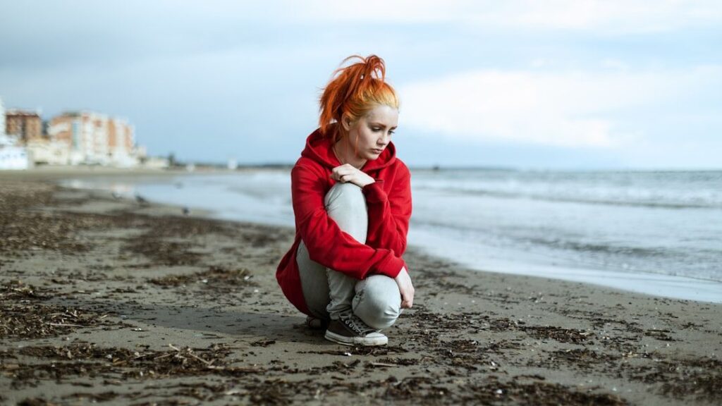 If You Feel Emotionally Drained by Modern Life, Psychology Says Your Brain May Still Be Wired for a Tribal World
