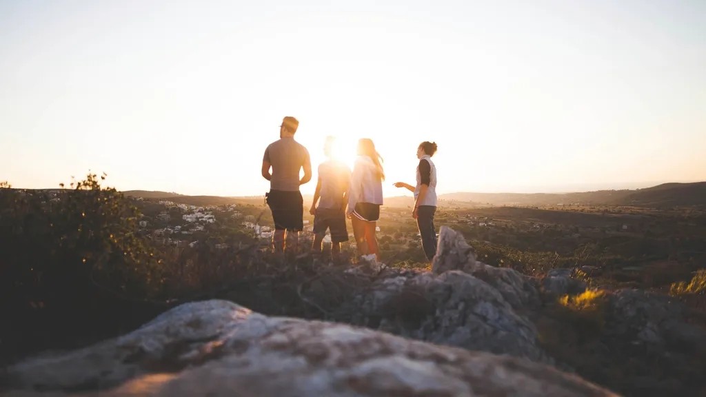 Psychology Says Humans Still Choose Friends Like Stone Age Allies
